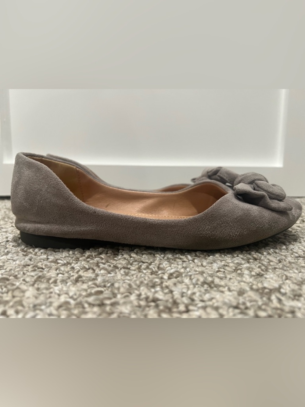 Taupe Suede Ballet Flats Bow Detail Women’s Size 7.5 Comfortable - Picture 7 of 12